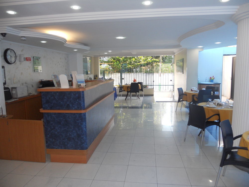 Hotel La Perla 3*